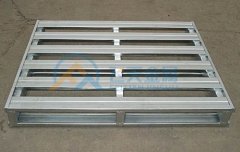 鍍鋅鋼制托盤，耐用、防銹的物流倉儲解決方案